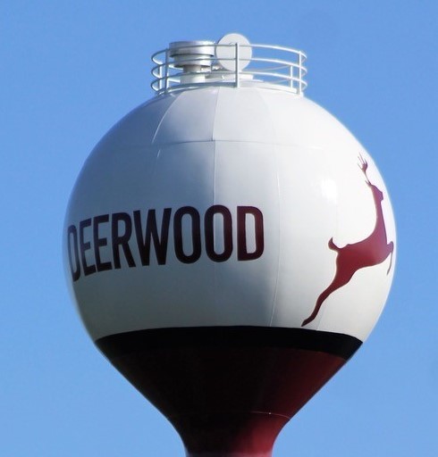 Deerwood Watertower cropped